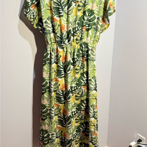 Tropical Leaf Print Maxi Coverup - Picture 2 of 4